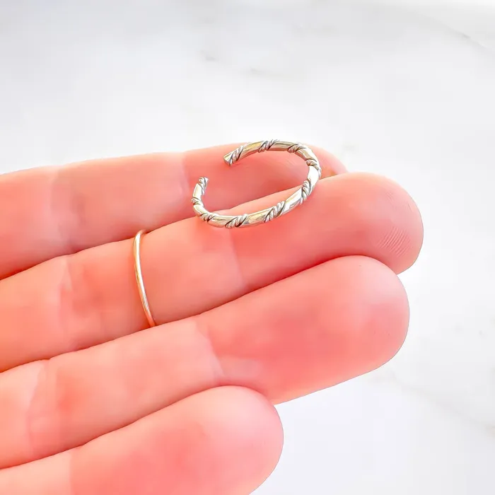 Hoops By Hand Rings Twisted Toe Ring Silver