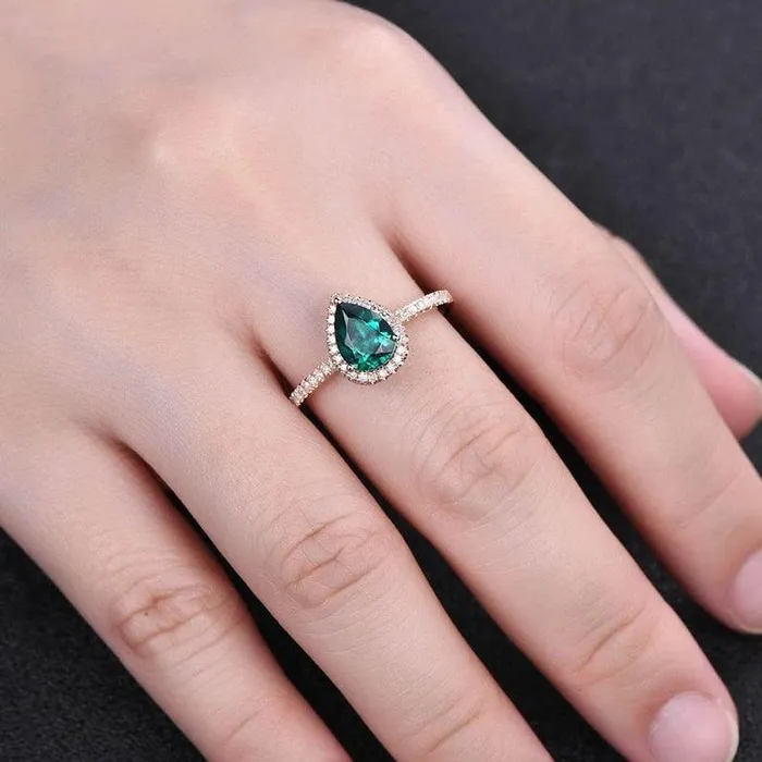 Grace PK Rings GREEN PEAR RING