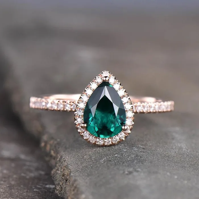 Grace PK Rings GREEN PEAR RING