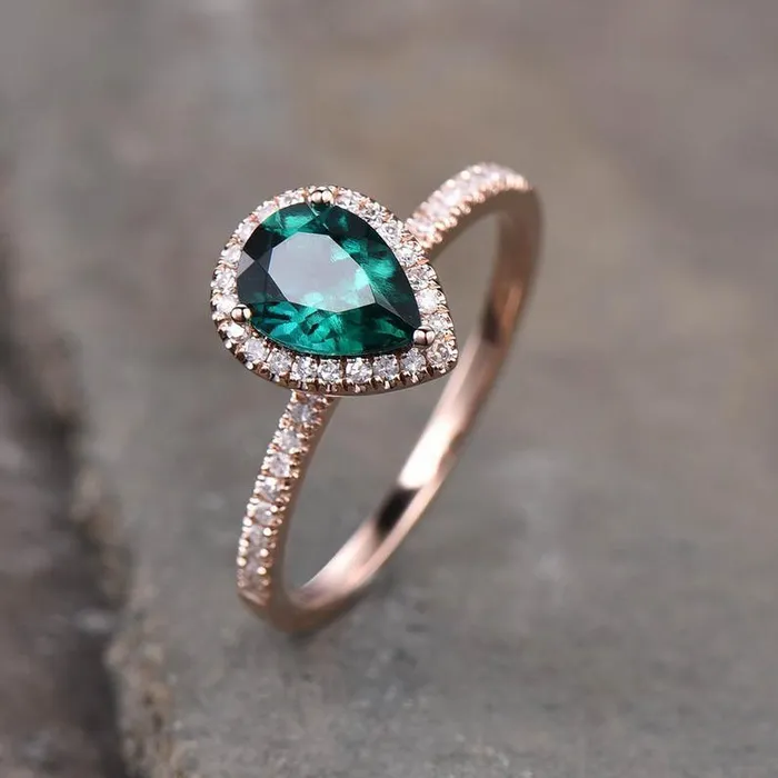 Grace PK Rings GREEN PEAR RING