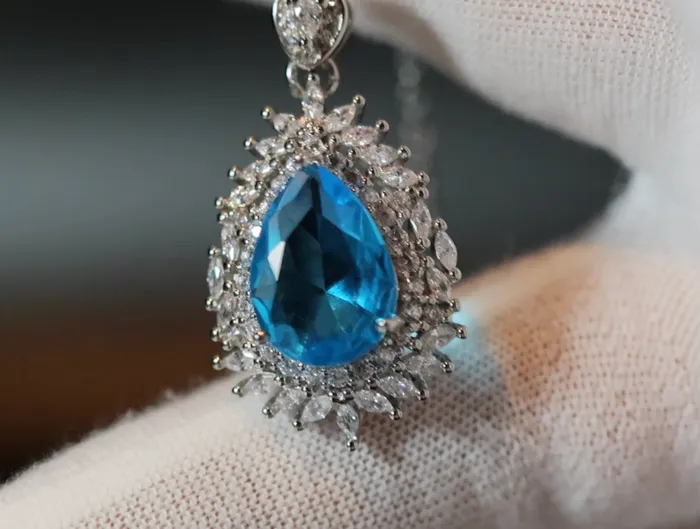 Lab Diamonds London Blue Diamond Necklace Necklaces